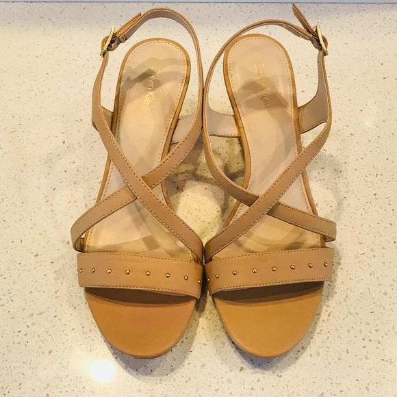 CALVIN KLEIN WOMEN'S PAMILLA WEDGE SANDAL NIB - Picture 4 of 7