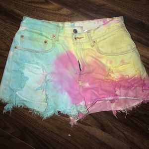 Tye-dyed high waisted shorts from UO