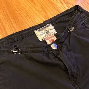 TRUE RELIGION Cargo Shorts