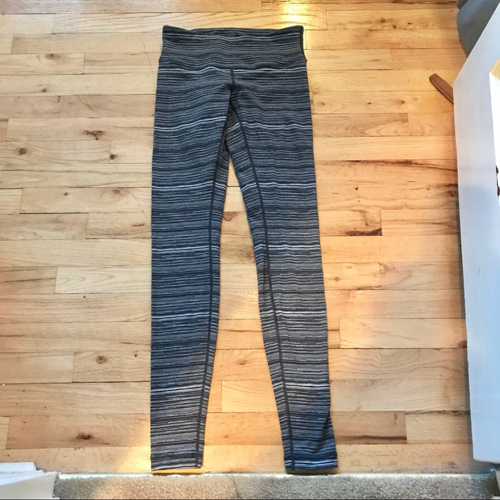 SALELululemon Grey Cyber Stripe Wunder Under Pants - Picture 1 of 5