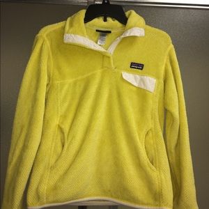 Yellow Fuzzy Patagonia Snap T jacket
