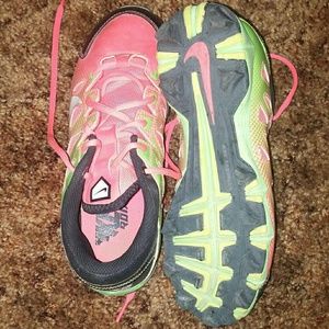 Nike softball cleats