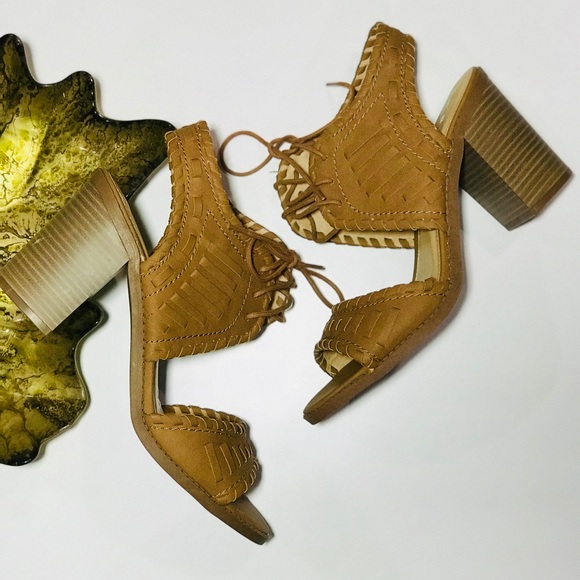 Gladiator Boho Chic Lace Up Open Toe Sandals - Picture 6 of 8