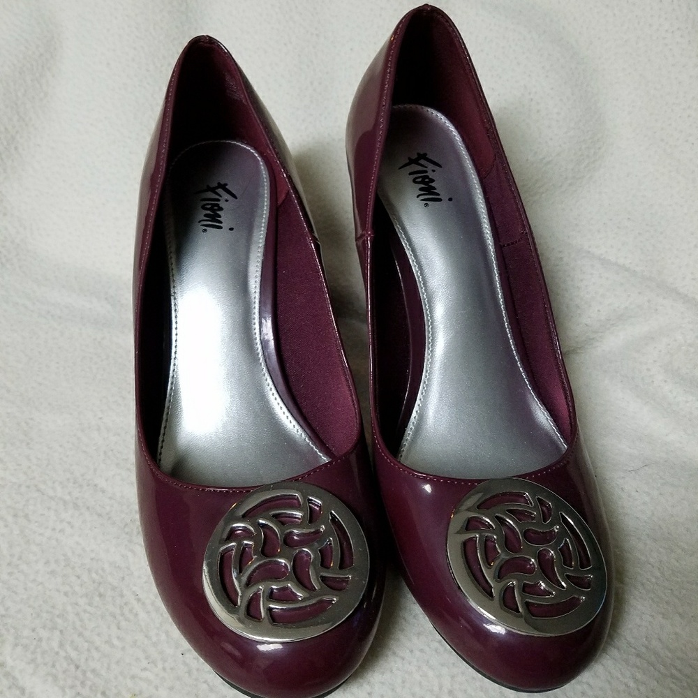 Fioni wine wedges