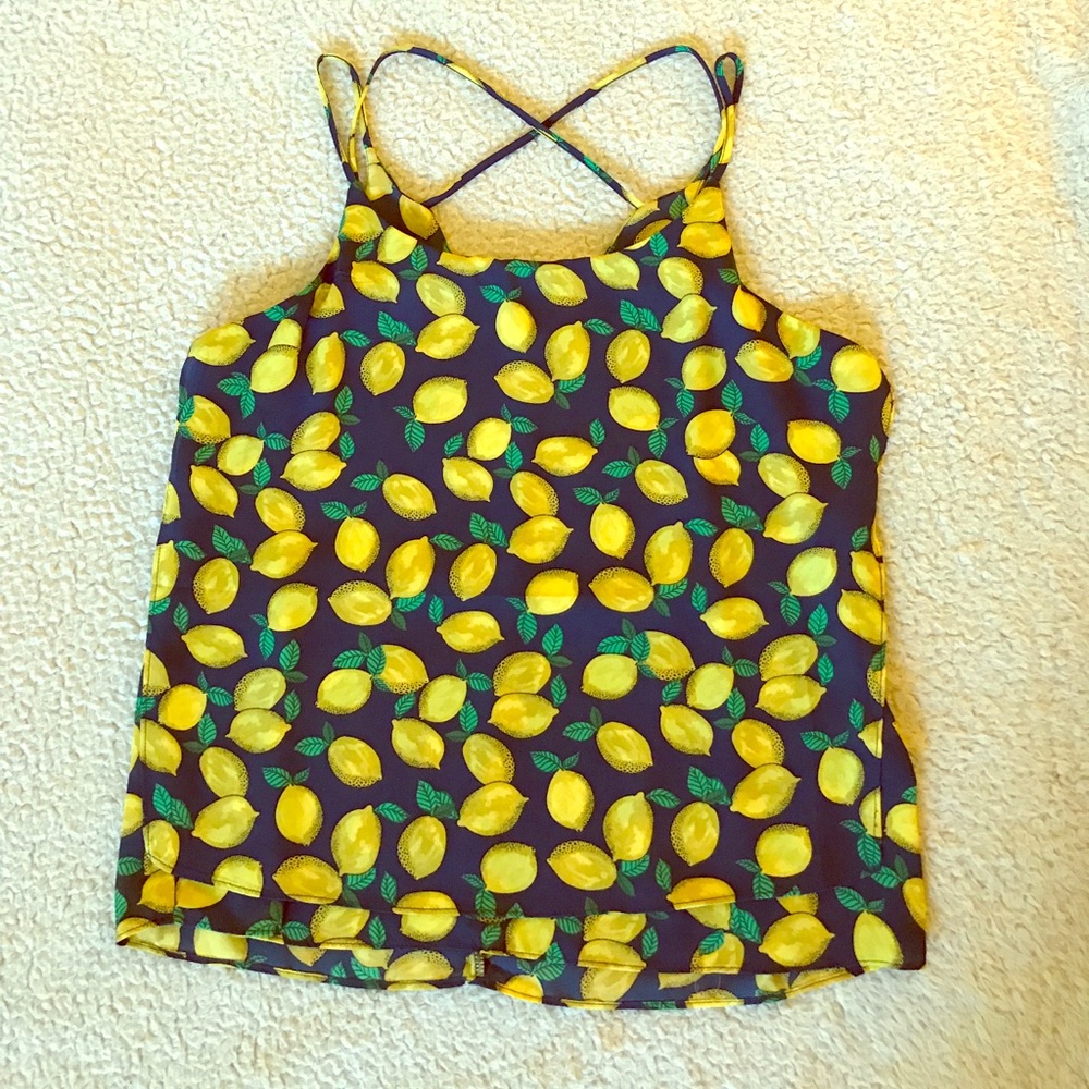 Super cute lemons tank 🍋