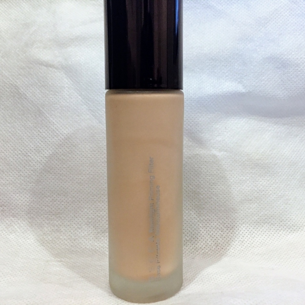 BECCA Backlight Filter Face Primer