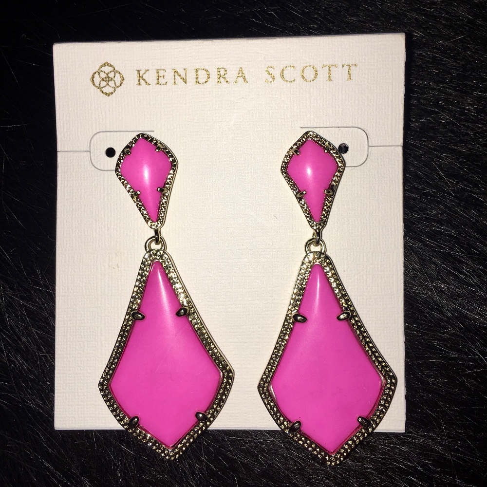 Kendra Scott Alexa Earrings Magenta