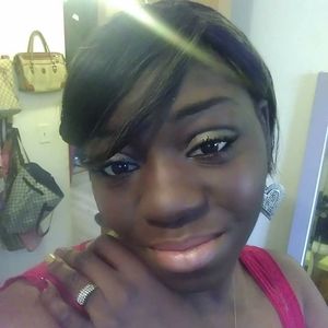 Meet your Posher, Katrina