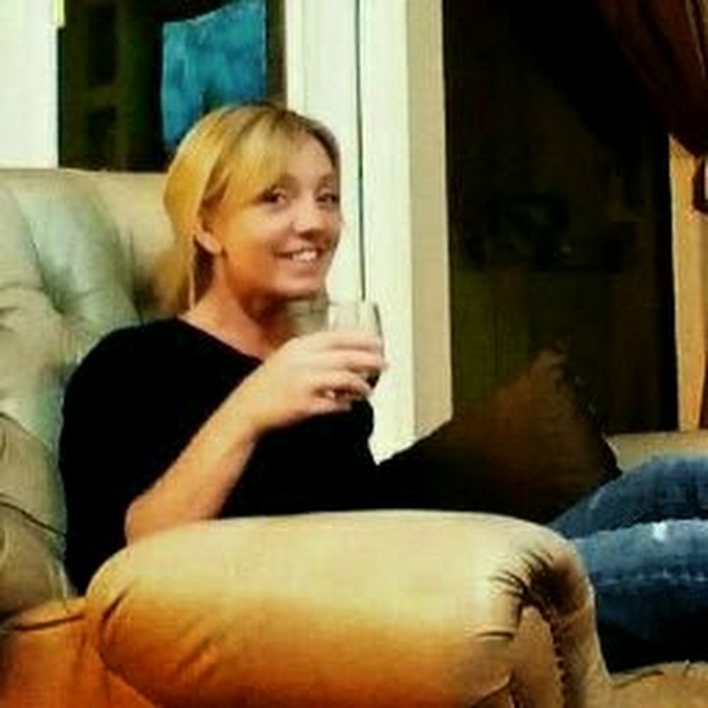 Meet your Posher, Becky