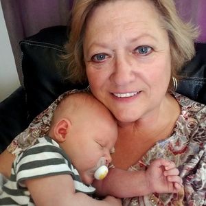 Meet your Posher, Brenda