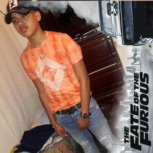 Meet your Posher, Carlos ranciel