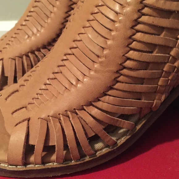 Naughty Monkey Killion Tan Open Toe Bootie w/ Box - Picture 5 of 8