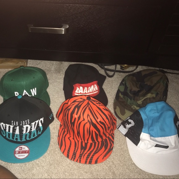 Snap backs - Picture 3 of 3