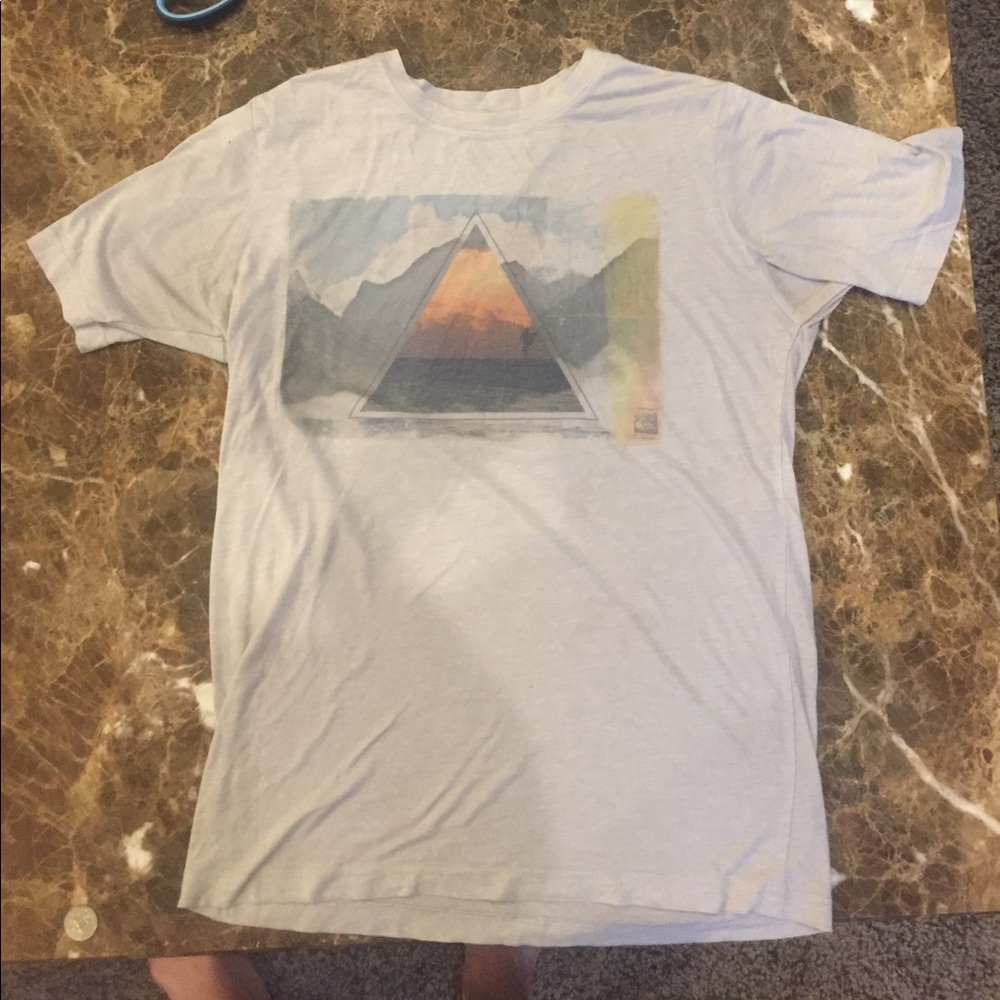 Billabong tshirt