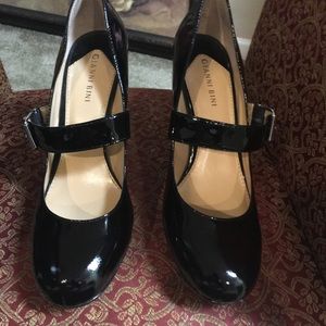Black Patent Leather Mary Jane Pumps