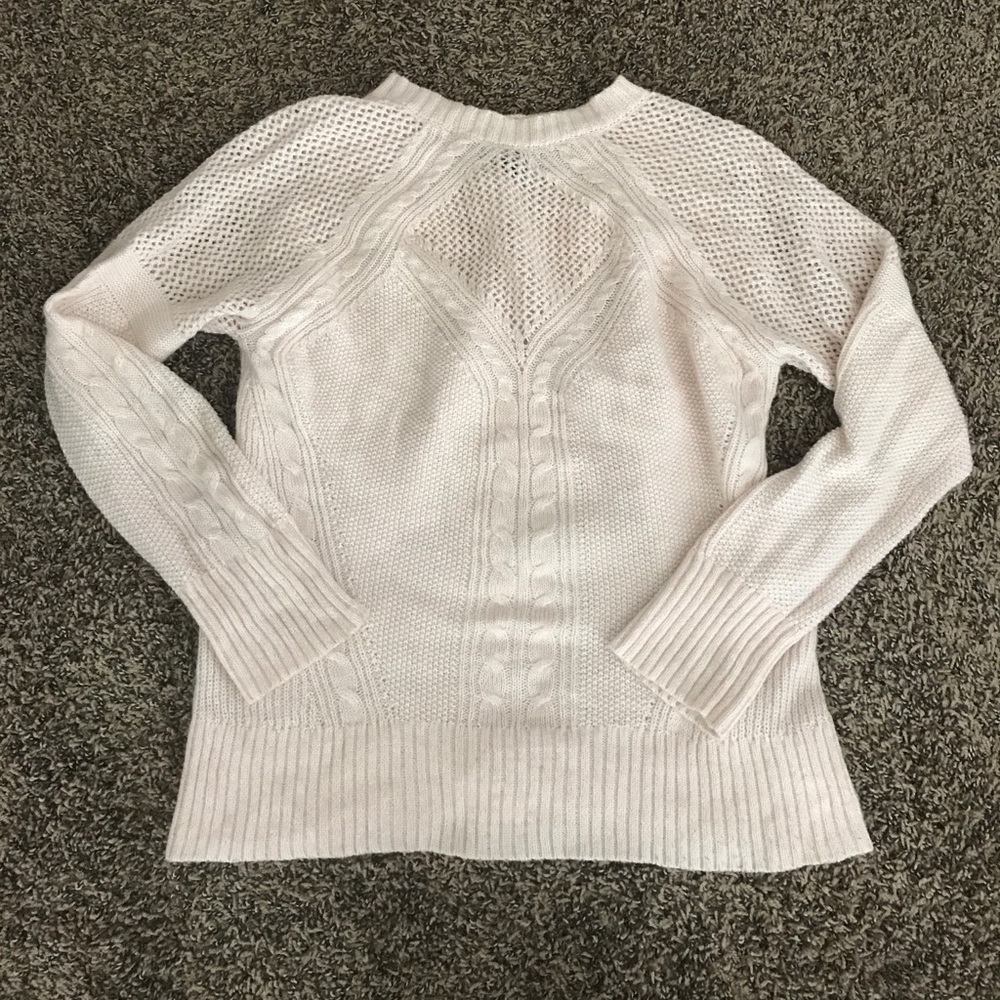 banana republic pale pink cable knit sweater