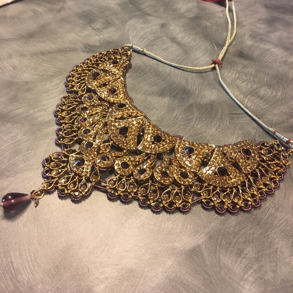 Necklace - Picture 2 of 3