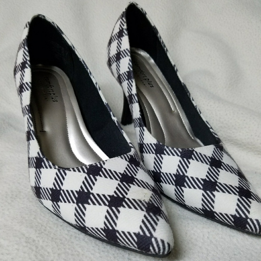 Payless comfort plus black and white heels