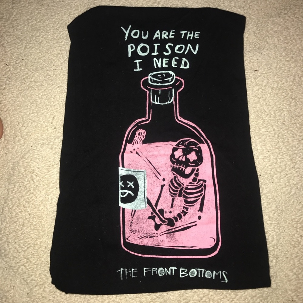 Front bottoms T-Shirt, size L