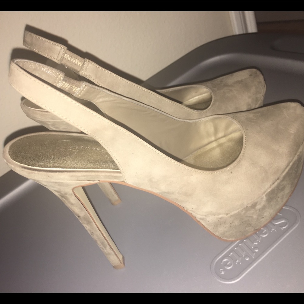 Platform sling back pumps