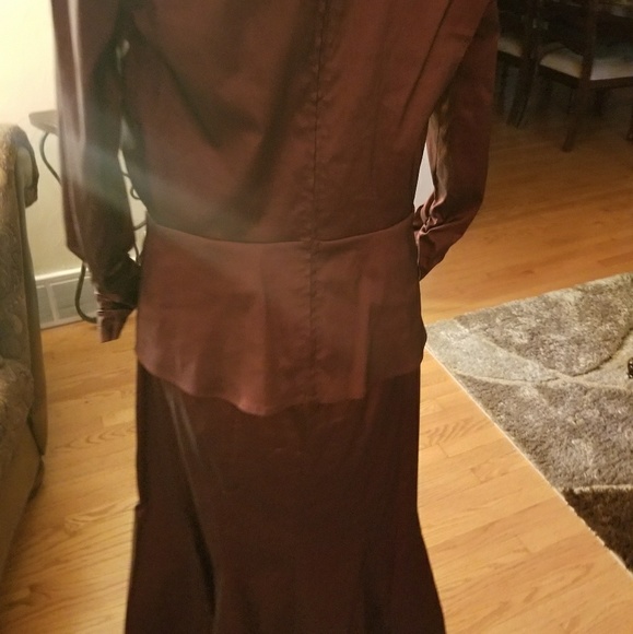 dress two pieces maroon color - Picture 3 of 3