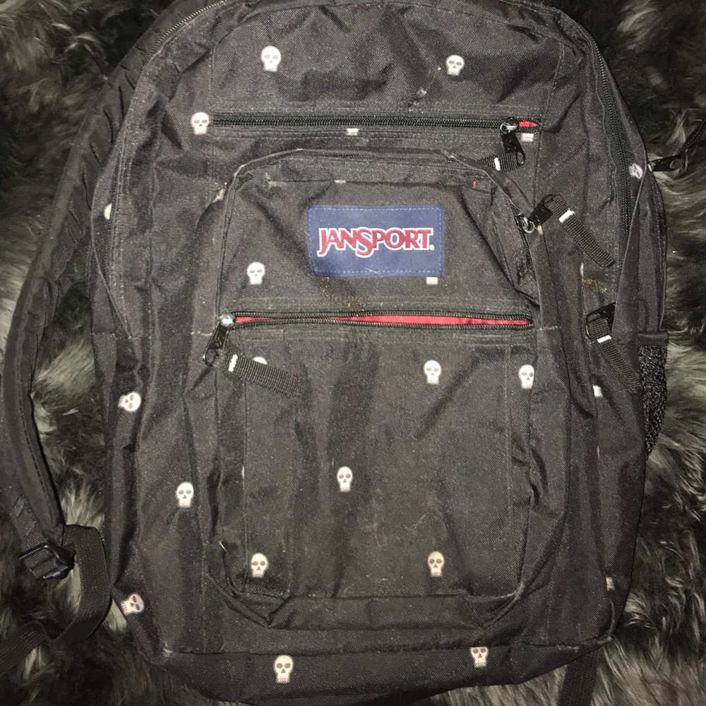 Skull jansport