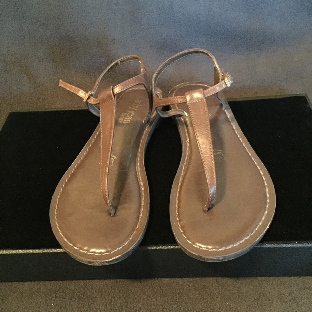 EUC brown sandals