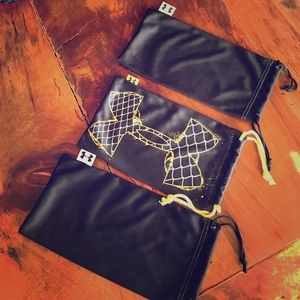 😎Under Armour Sunglasses Case😎