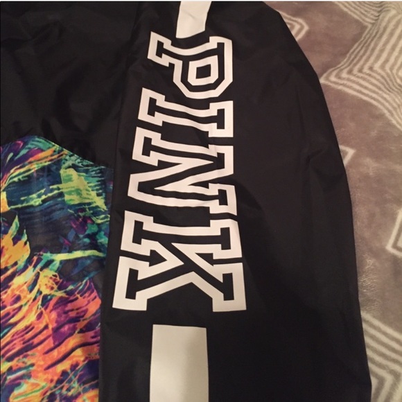 NWOT VS Pink Anorak/Windbreaker - Picture 4 of 6
