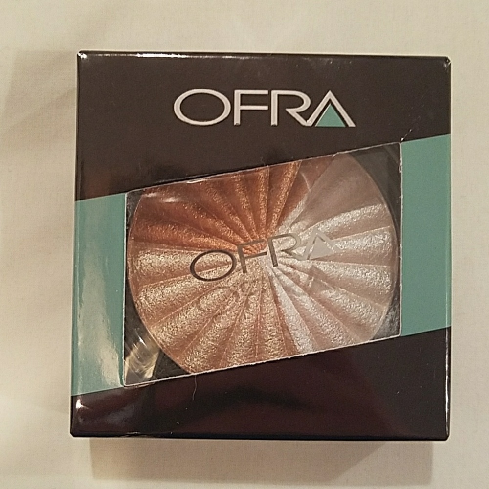 NWOT OFRA Everglow Highlighter by NikkiTutorials