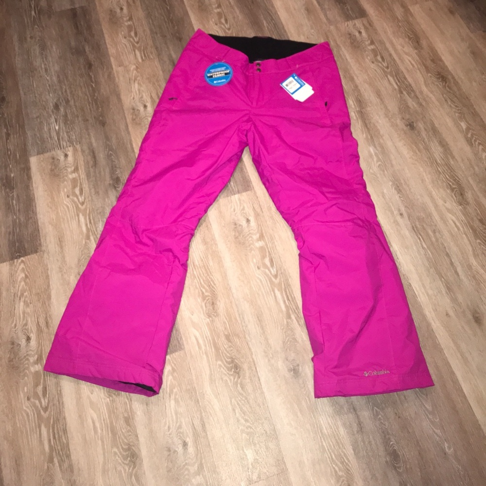 Columbia women’s snow pants!