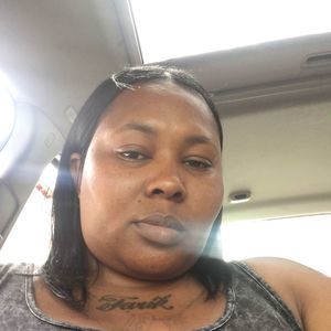 Meet your Posher, Nakia