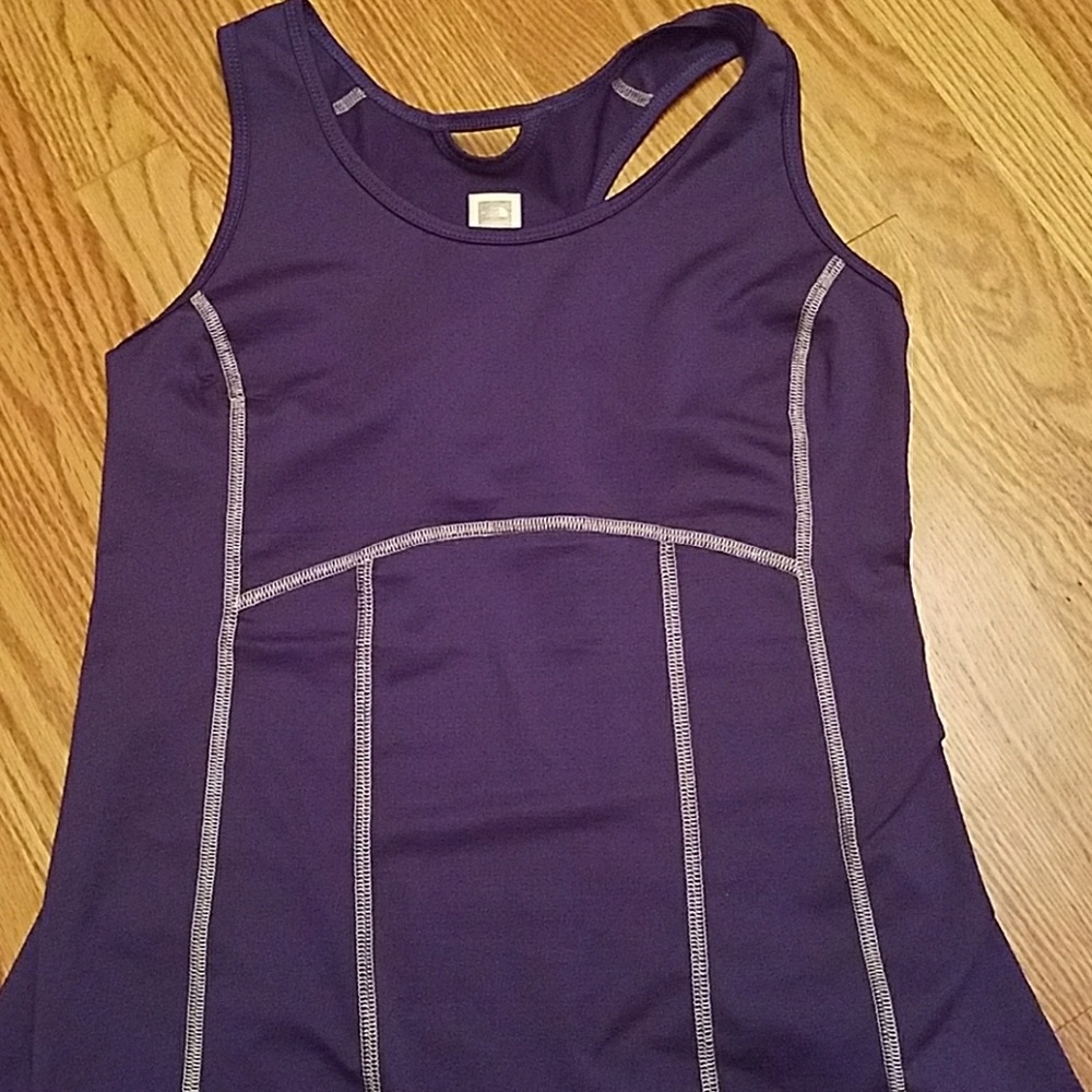 North face workout top.