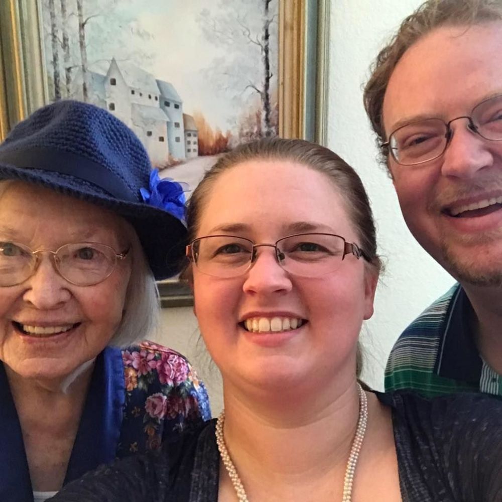 Meet your Posher, Kay