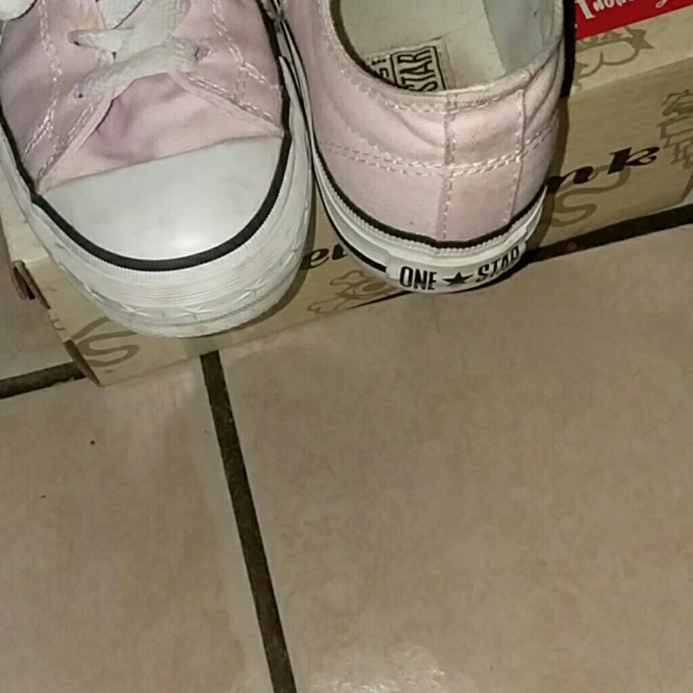 Shoes - Picture 2 of 3