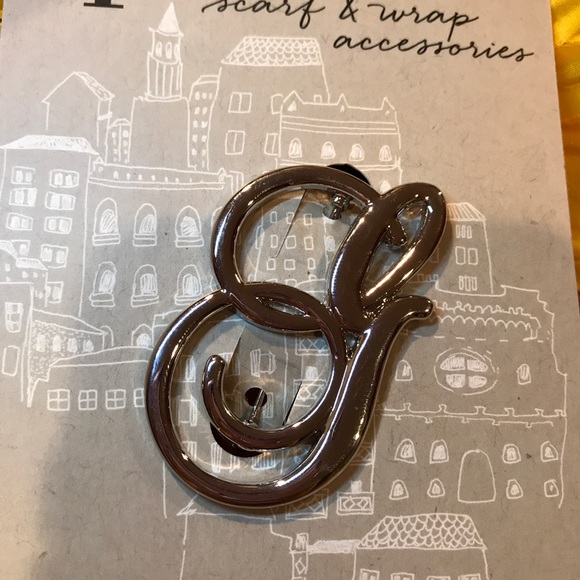 Nwt Demdaco silver "G" monogram initial brooch - Picture 2 of 5