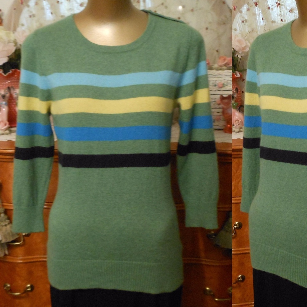 Sold LL Bean Color Block Green Cashmere Sweater