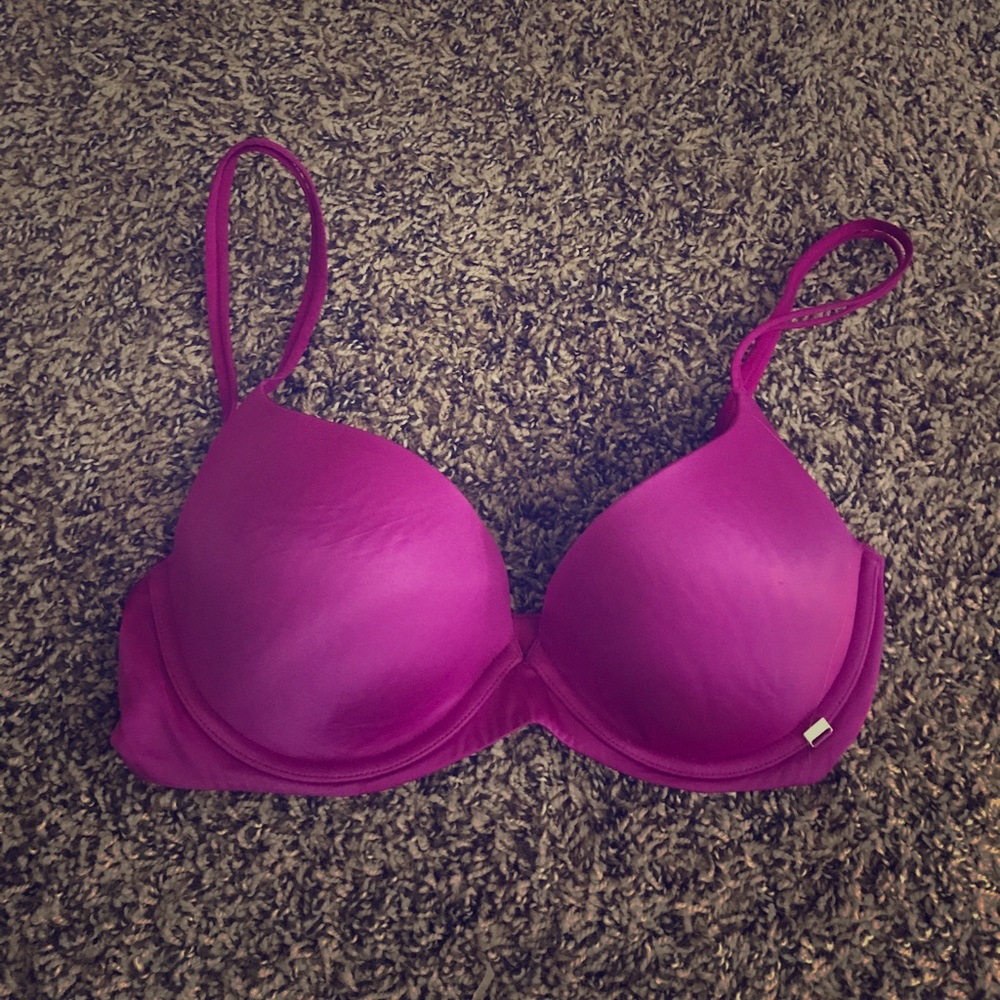 victoria's secret very sexy lightly lined plunge