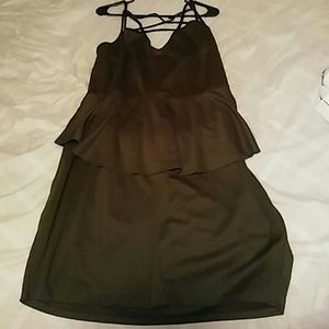 Olive green stunning homecoming or club dress!