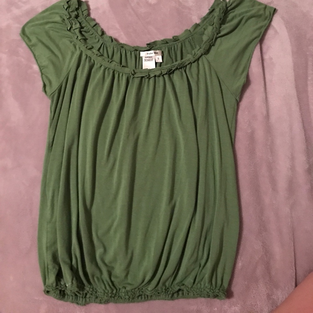 Size small Sophie Max blouse.
