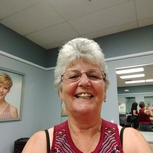 Meet your Posher, Diane