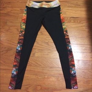 LuLaRoe Jordan Exercise Leggings Fall Design