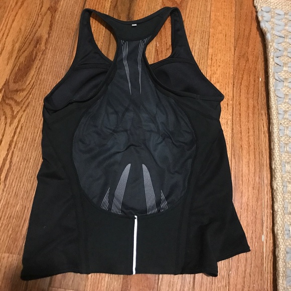 DRI FIT NIKE MEDIUM - Picture 2 of 2