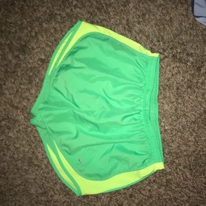 Nike Tempo Women's Short