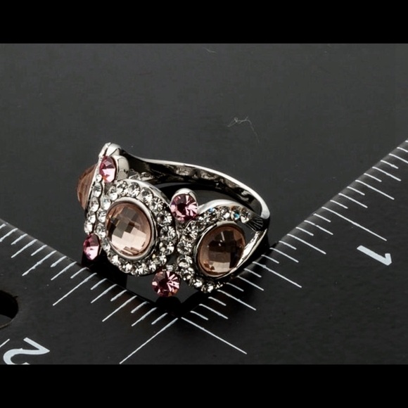 White Gold Blush Austrian Crystal 3 Eyes Ring - Picture 3 of 4