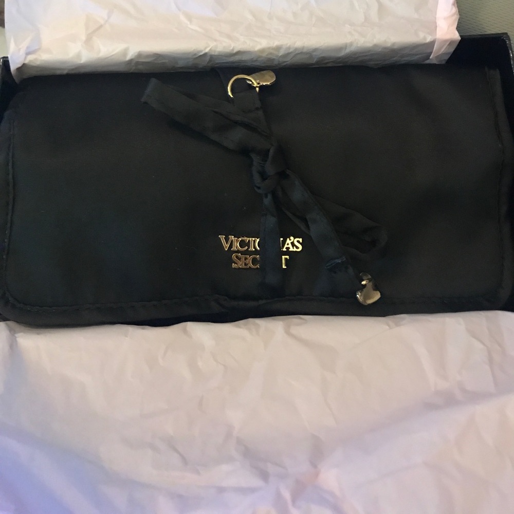 Victoria Secret New in box jewelry roll