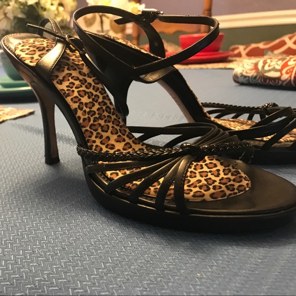 GENUINE LEATHER HEELS - Picture 3 of 3