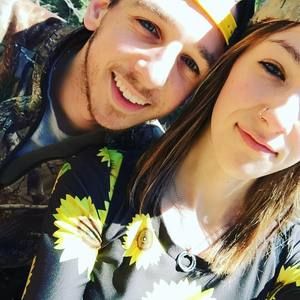 Meet your Posher, Becca