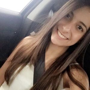 Meet your Posher, Nidia