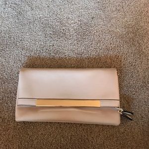 Aldo Clutch